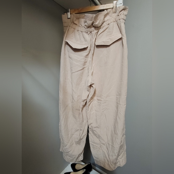 Club Monaco Anreannah Wide Leg Pant - Picture 7 of 7